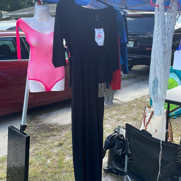 One piece very elegant with pants all black with hanging tassel - Picture 1 of 1